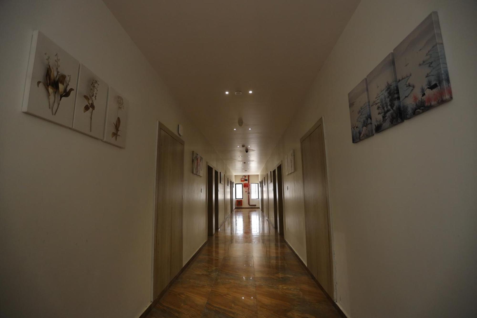 The Grand Astoria Somanth Hotel โสมนัส ภายนอก รูปภาพ